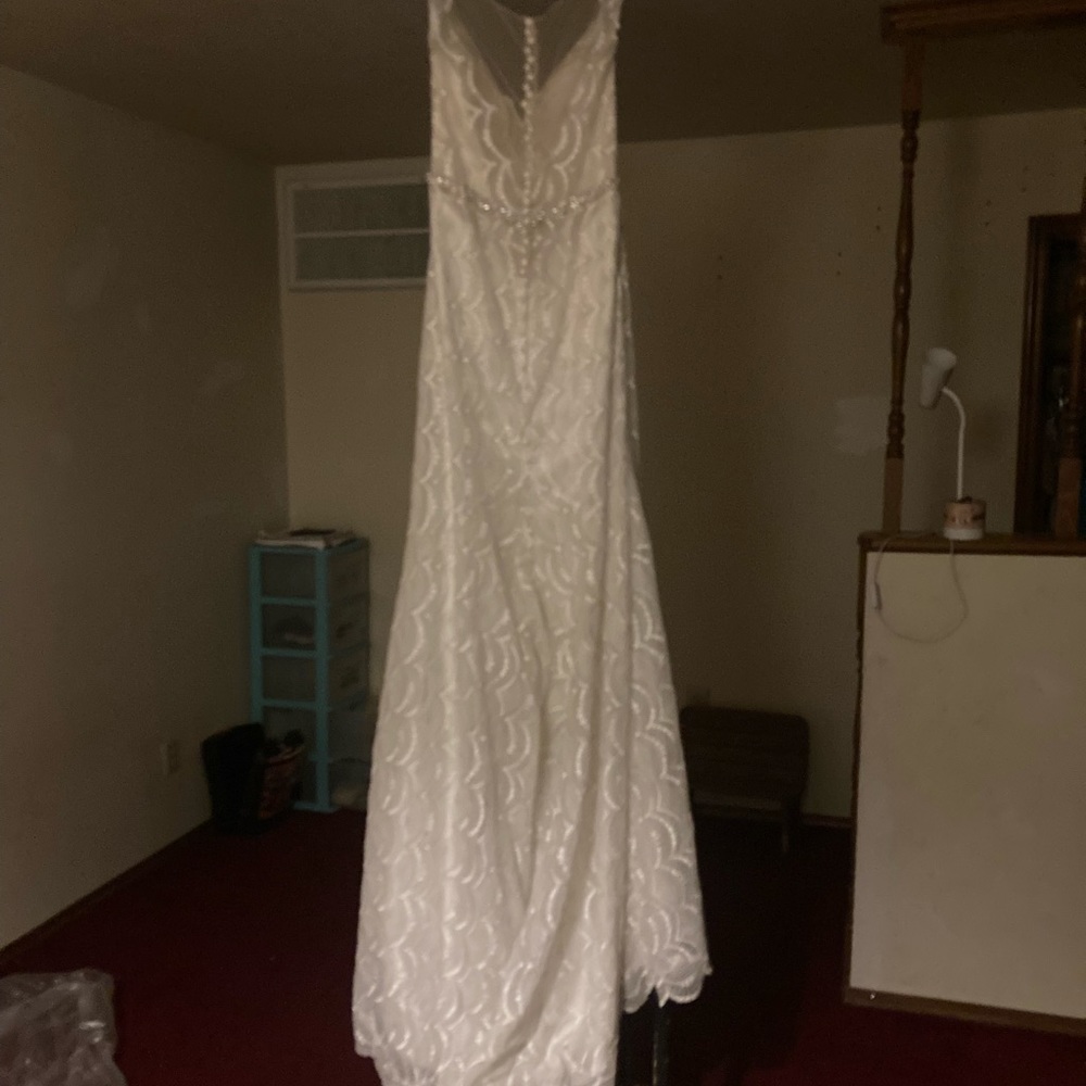 Wedding dress